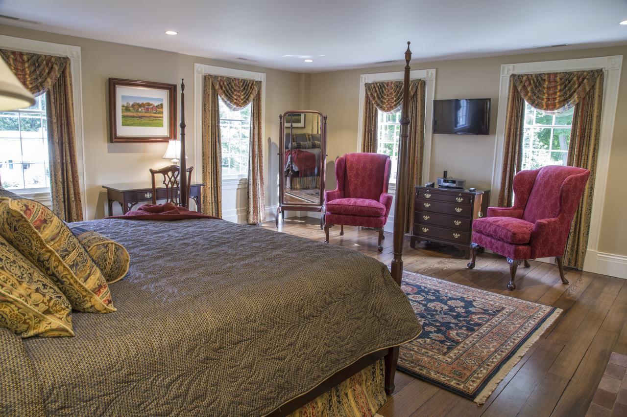 Peter Allen Inn & Event Center Kinsman Bagian luar foto